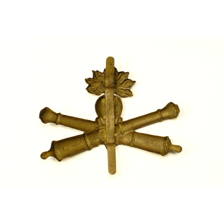 Insigne casque Adrian Artillerie 1914 vert