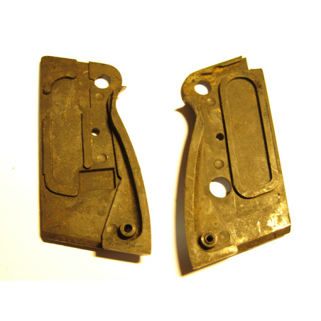 Plaquettes de crosse pistolet  Beretta 51 ref 258