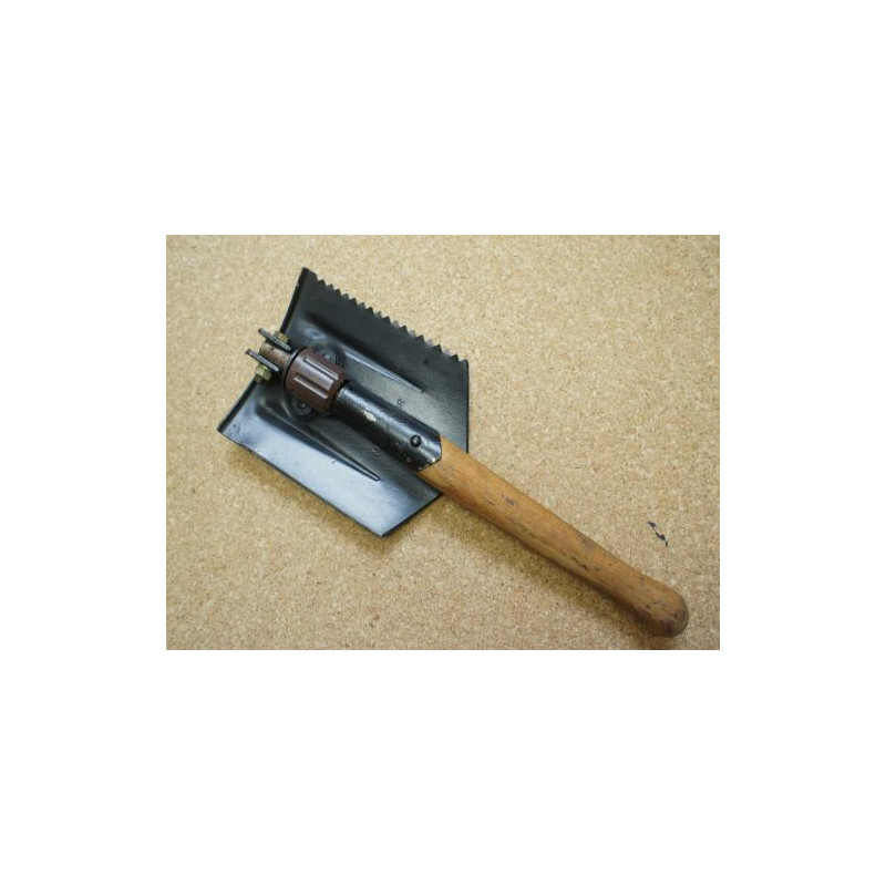 Pelle pliante Bundeswer GDR