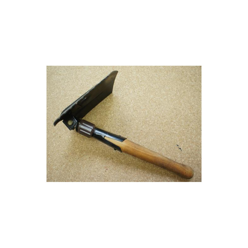 Pelle pliante Bundeswer GDR