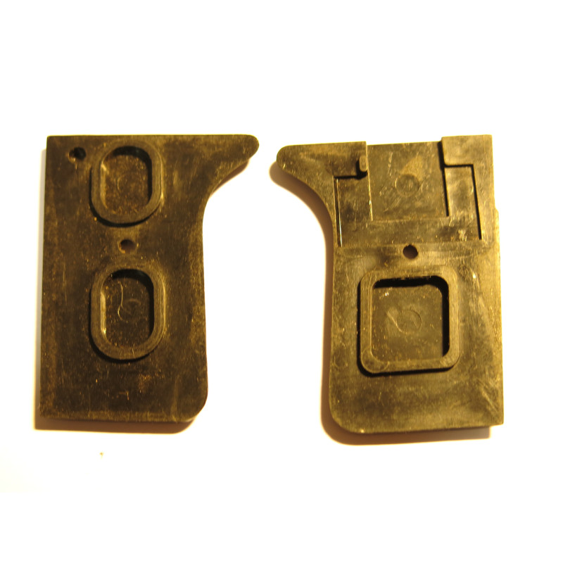 Plaquettes bakélite pistolet RECK P8 calibre 6.35 ref 75 