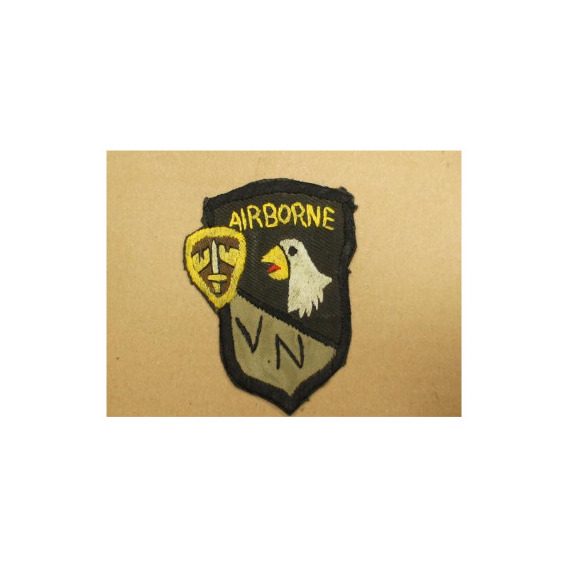 Patch 101 st Airborne Vietnam réf 26