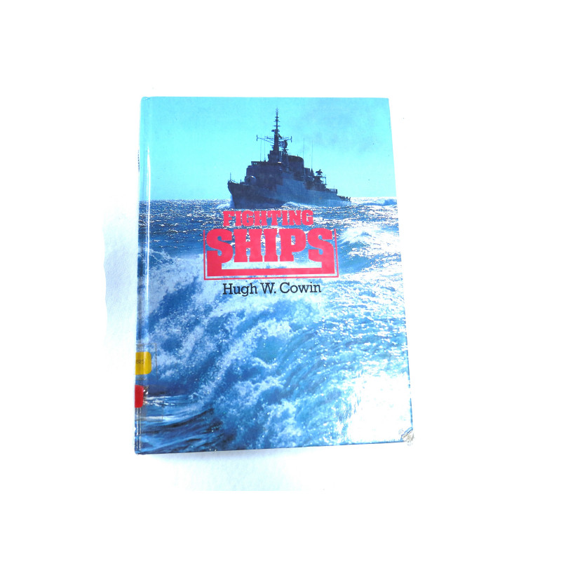 LIVRE FIGHTING SHIPS