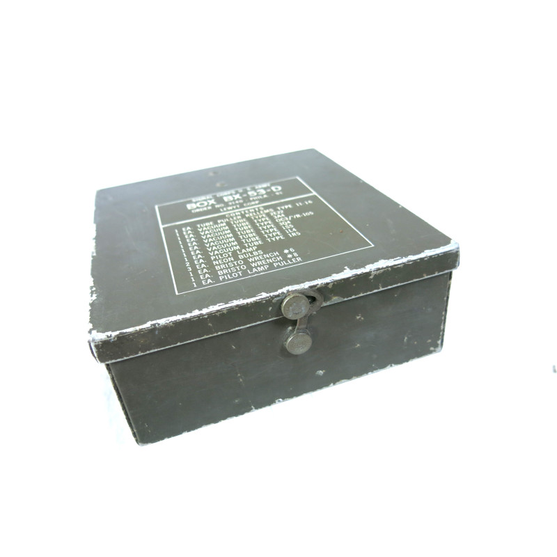 Boite BX -53-D US Army Vietnam Réf un 1 ro 23