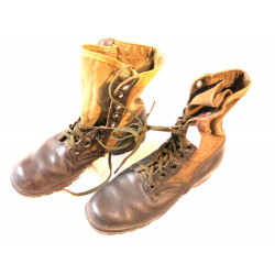 Jungle boot taille 7w...