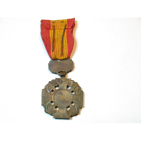 Médaille croix de la vaillance 1 étoile sud Vietnam Indo