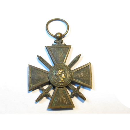Croix de guerre Vichy 1939  sans ruban Ref 25