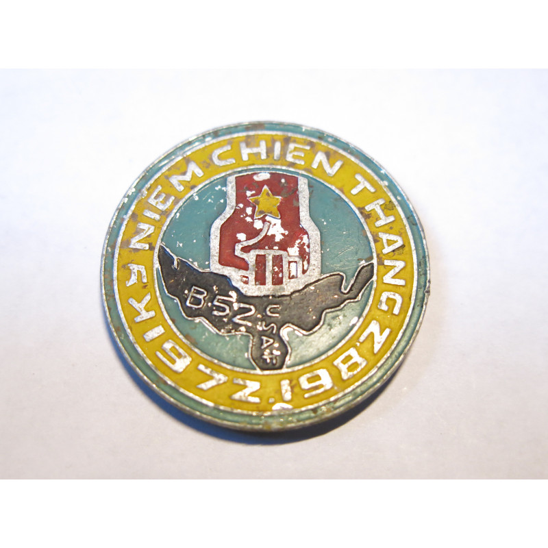 Medaille B52 commemorative Nord Vietnam 