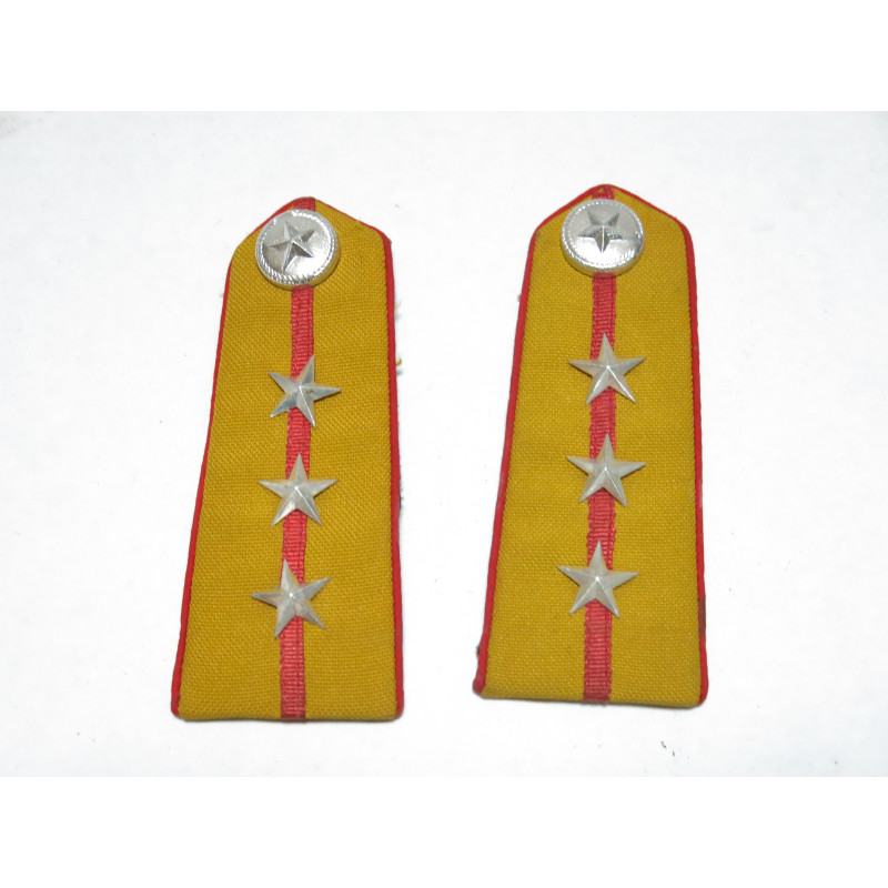 Epaulettes Nord Vietnam Colonel General ref ep 13