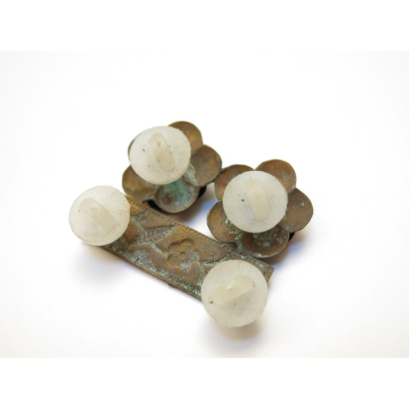 Paire d'insigne de col métal ARVN ref gr 7 ref bo14