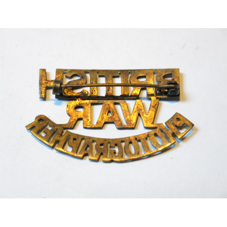 Insigne métal British War Photographer 