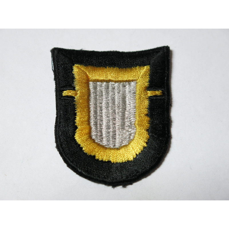 Insigne tissu de beret 2nb Squadron 17 th cavalry Vietnam