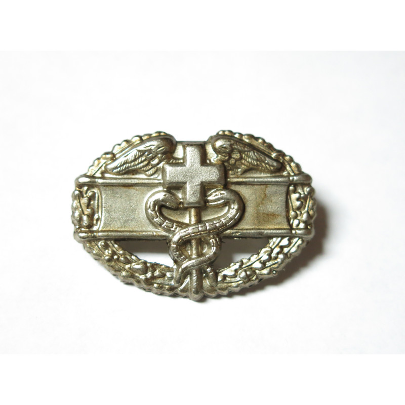 Insigne infirmier US métal emboutie à épingle 