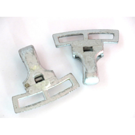 Paire d'attaches pour dagues WH ref cr 25 bo 16
