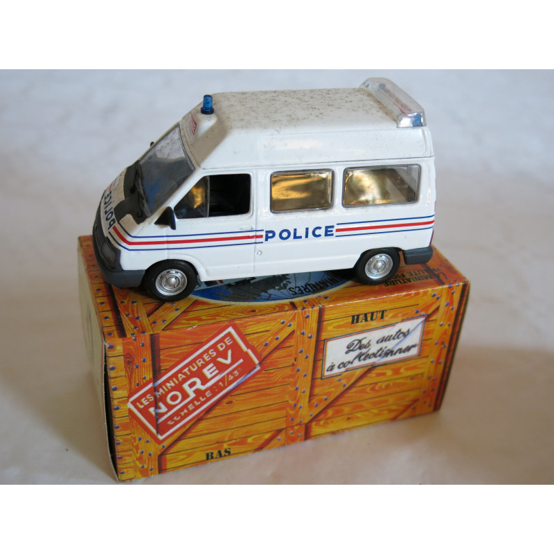 Norev Renault Trafic 1989 Police dans sa boite 