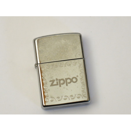 Briquet Zippo original gravure ref z 64