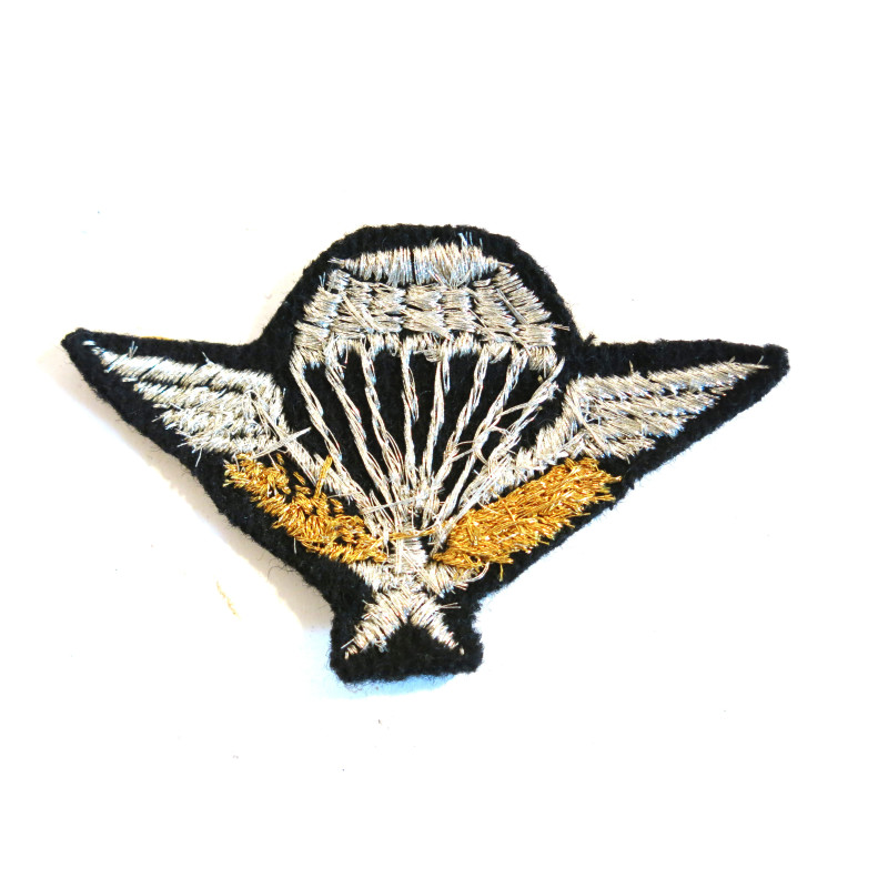 Brevet para Francais brodé canetille ref bo 117