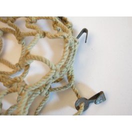Filet de camouflage de casque Allemand avec crochets  ref UN 1 