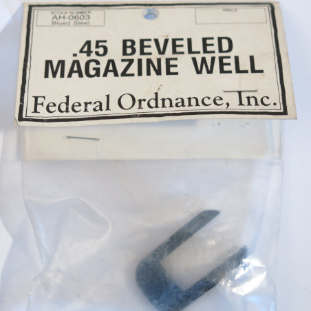 Beveled magazine well Colt 45 