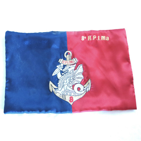 Fanion 8e RPIMA brodé canetille ref bo 108