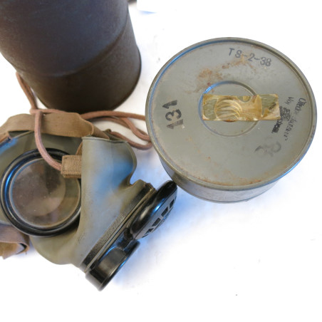 Masque à gaz Français défense passive 39/45 Ref ma 122