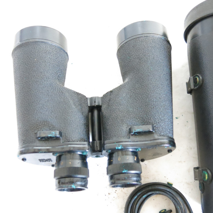 Paire de jumelles US Navy 7x50 Mark 28 Bausch et Lomb 1943 avec étui Réf un712