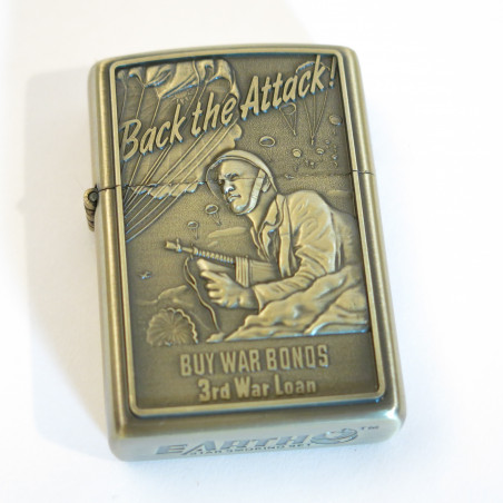 Briquet style Zippo Back the attack 