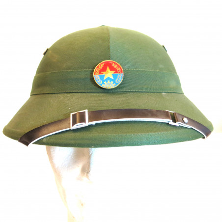 Casque tropical Nord Vietnam ref ca 133