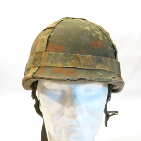 Casque parachutiste Allemand avec couvre camo ref ca 12 box 5