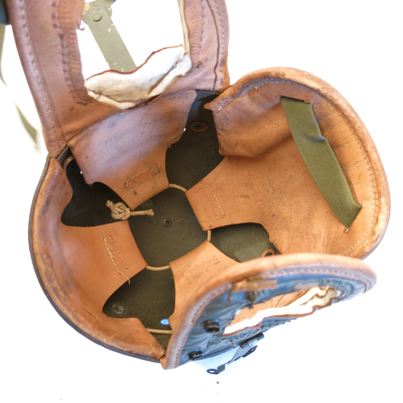 Casque tankiste US Vietnam ref gros trou  