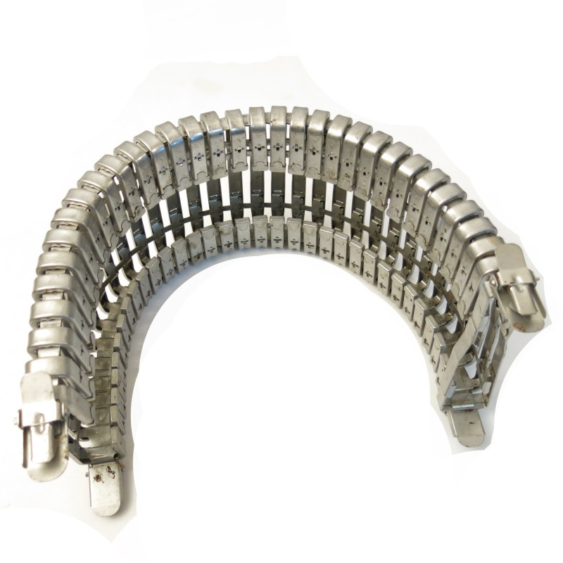 Morceaux de bande articulée de canon helico ou avion US  Vietnam 