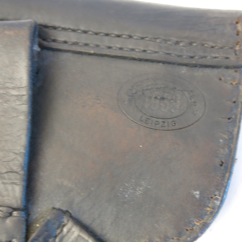 Etui cuir original P38 1944 ref 877 