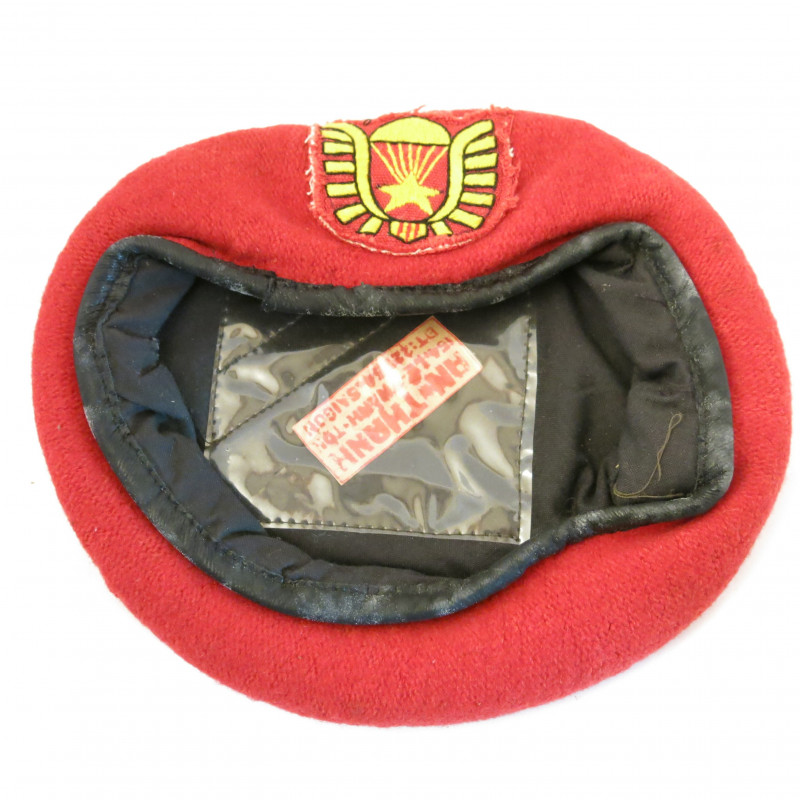 Beret rouge parachutiste ARVN US Vietnam ref vn59