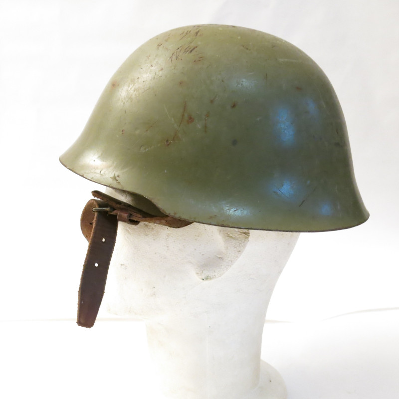 Casque Yougoslave  type 44 ref ca 48 box 12 