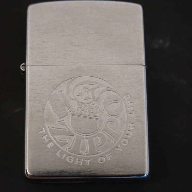 Briquet Zippo original 2003 ref Z 113