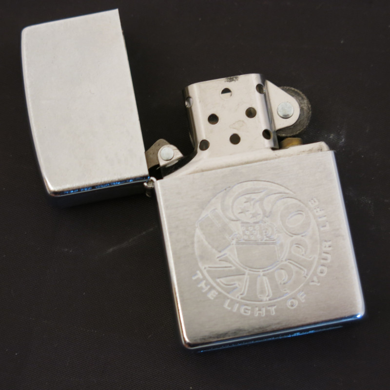 Briquet Zippo original 2003 ref Z 113
