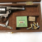 Boite de presentation revolver1873 ref 4