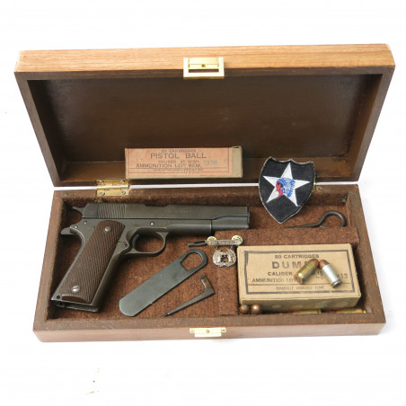 Boite de presentation pistolet Colt 45 1911 ref 4