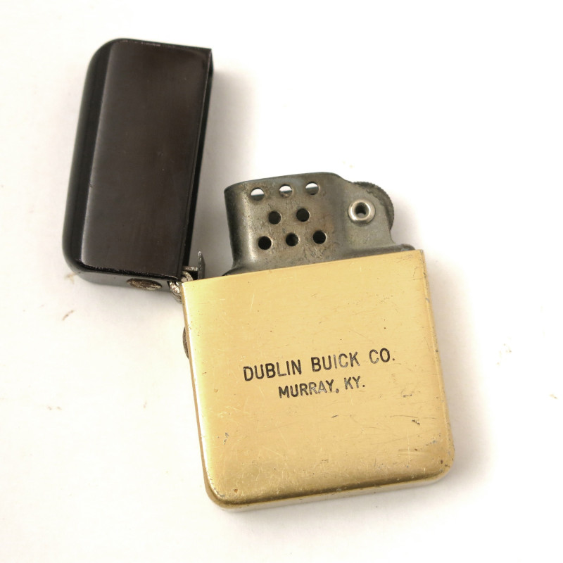 Briquet ancien Berkeley ref z 132