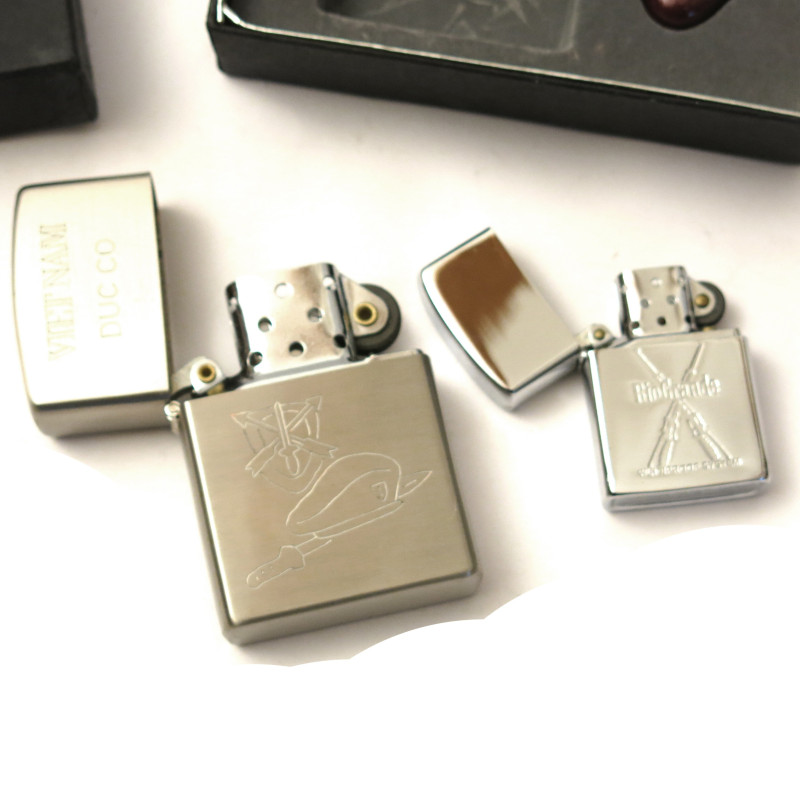 Grand modele Zippo saigon Grand modele Zippo saigon