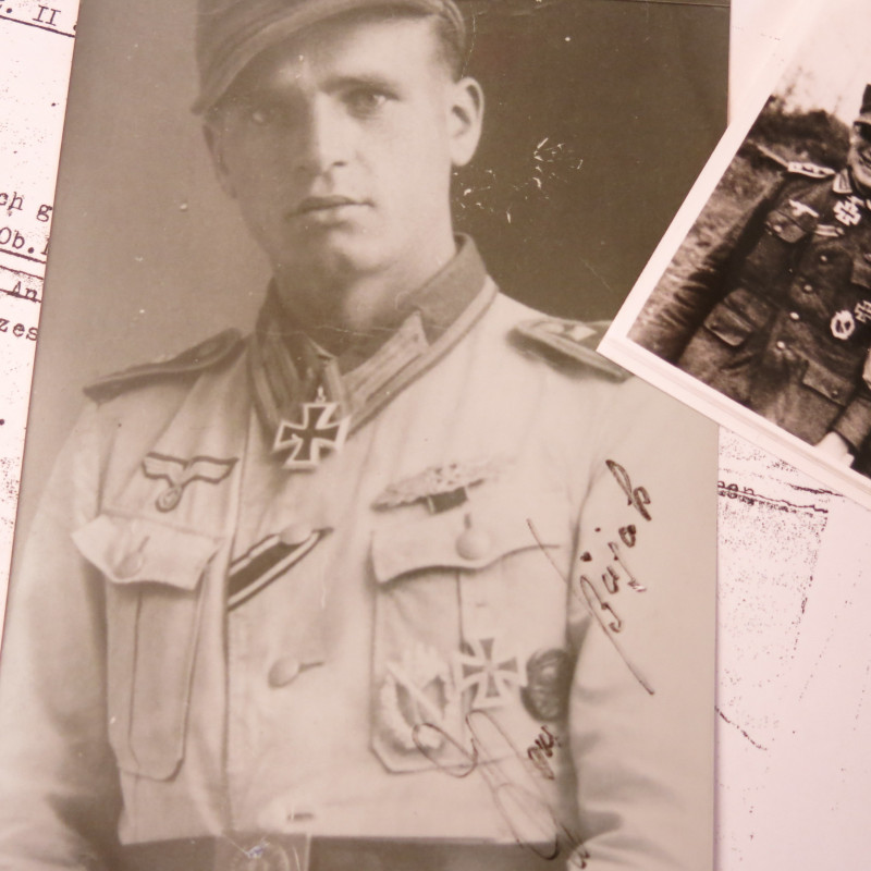 2 Photos dédicacées  Ritterkreuz 1943 Hans Bujak  