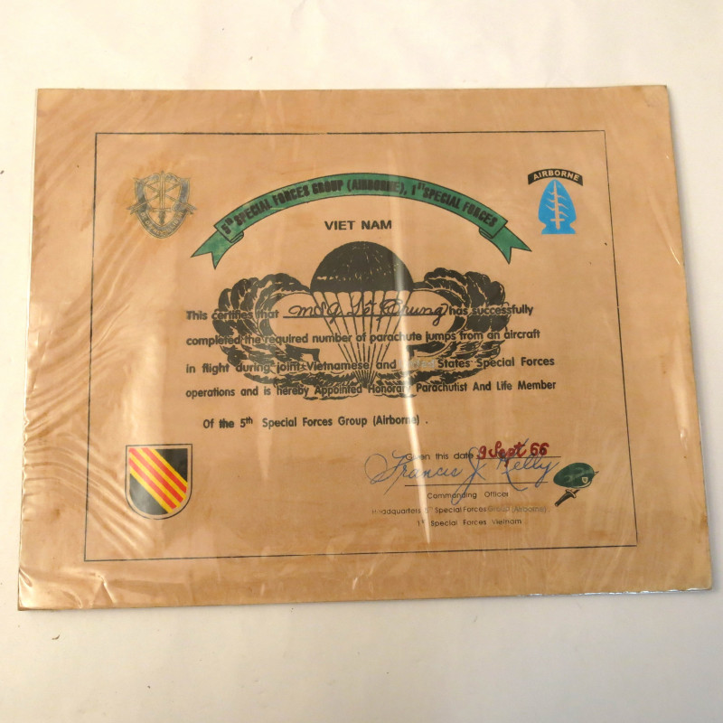 Brevet papier parachutiste speciales forces ARVN 1966 Ref be 45