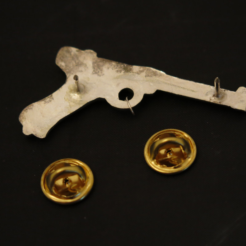 Pin's  P08 Luger ref bo 55 
