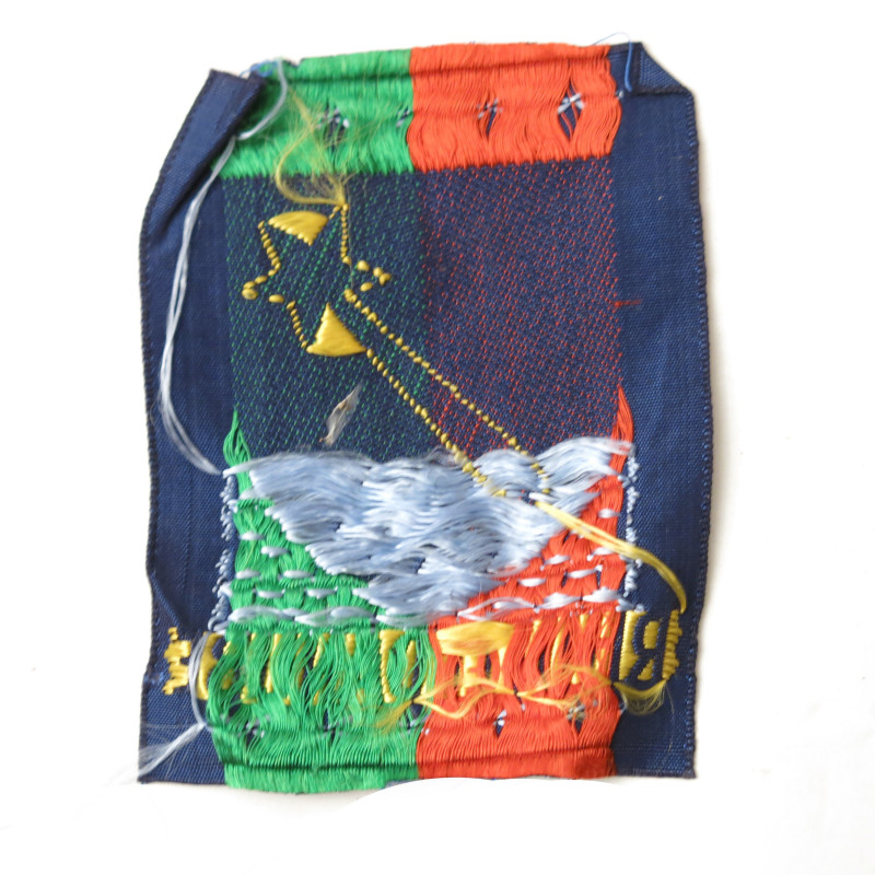 Insigne original tissu1er armée Française Rhin et Danube 