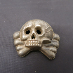 Insigne original Totenkopf...