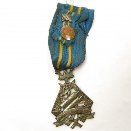 Medaille Service administratif 2 classe argent sud Vietnam avec ruban Ref un bo12