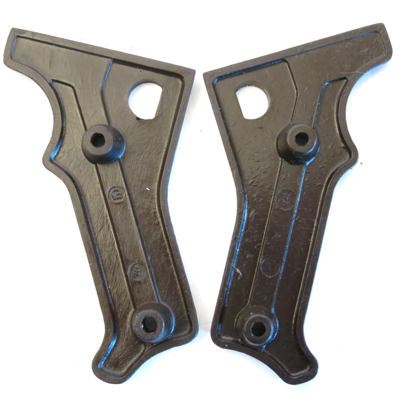 Paire de plaquettes de crosse bakélite MG42  ref tcq 