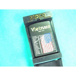 Briquet Zippo commemoratif 1965 1972 Vietnam ref m2