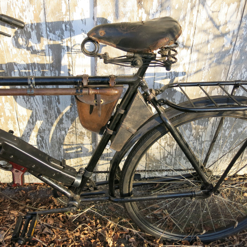 Support  MG 42 pour velo Allemand 39/45 