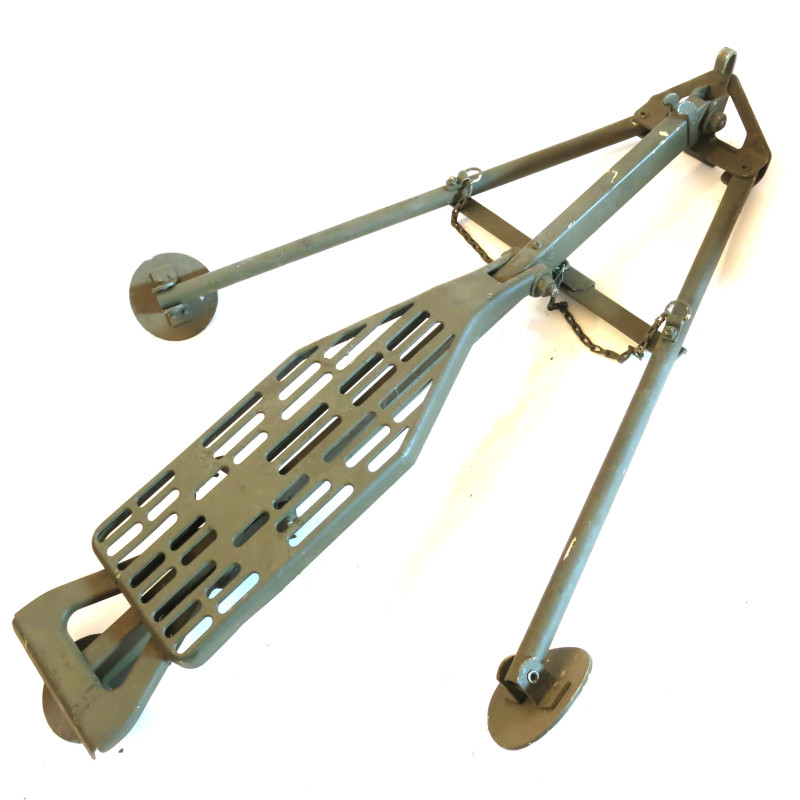 Tripod MT 1643/U pour generatrice Radio US 